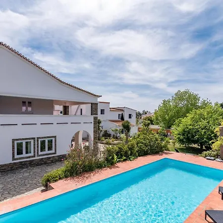 Vip House - Pool & In Caparica *