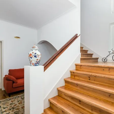 Vip House - Pool & In Caparica * Charneca (Setubal)